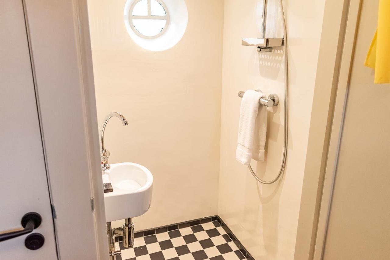 Sweets - Omvalbrug Apartment Amsterdam Bagian luar foto